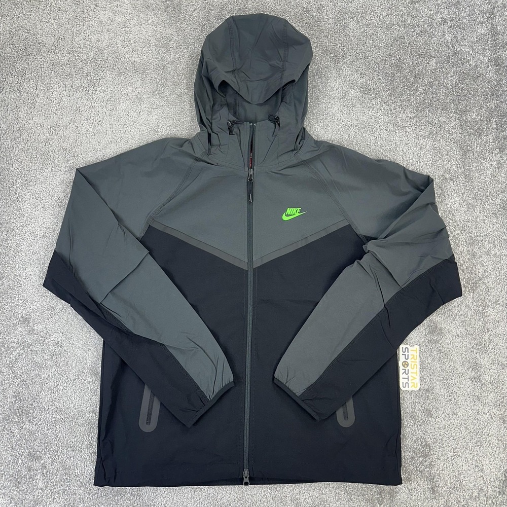 Nike Tech Woven Windrunner Jacket Mens Small Black Gray Hooded Loose Fit Zip